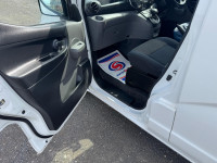 NISSAN E-NV200