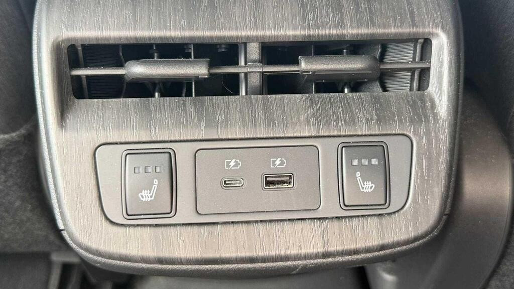 NISSAN ARIYA