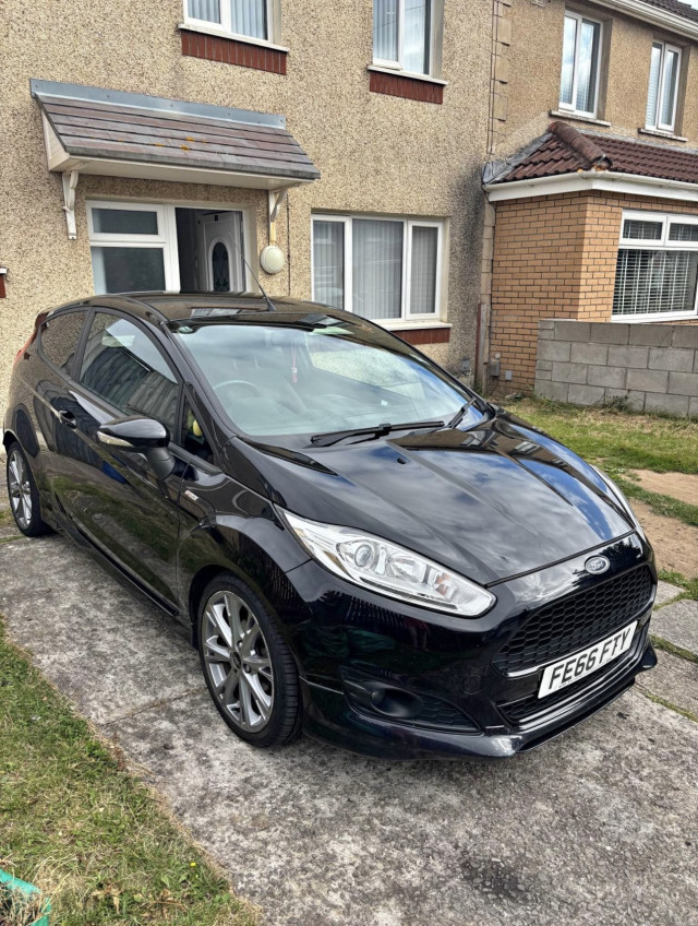 FORD FIESTA 1.0 T EcoBoost ST-Line