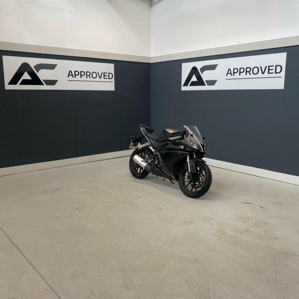 YAMAHA R125