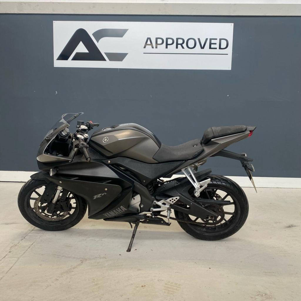 YAMAHA R125