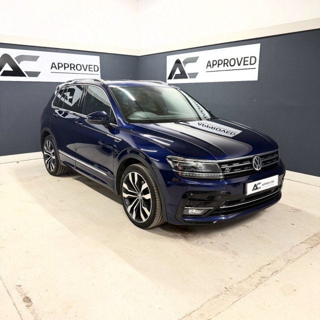 VOLKSWAGEN TIGUAN 2.0 TDI R-Line