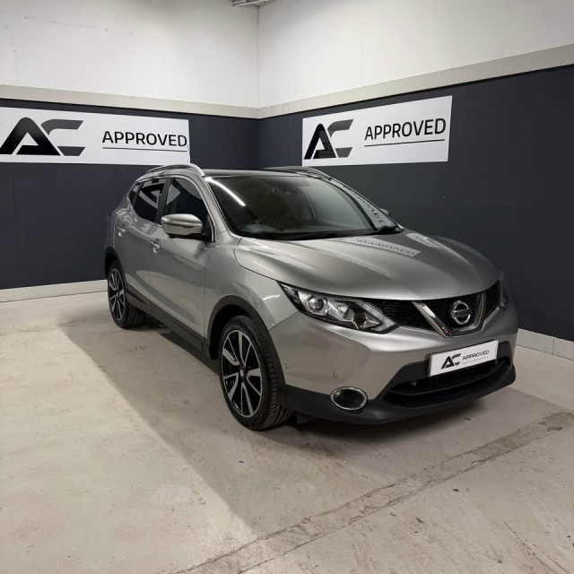 NISSAN QASHQAI 1.6 dCi Tekna