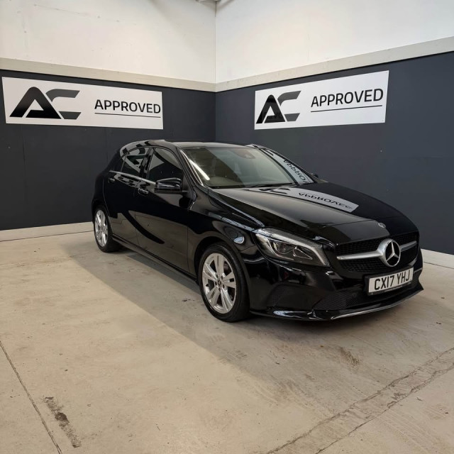 MERCEDES-BENZ A CLASS 2.1 A200d Sport
