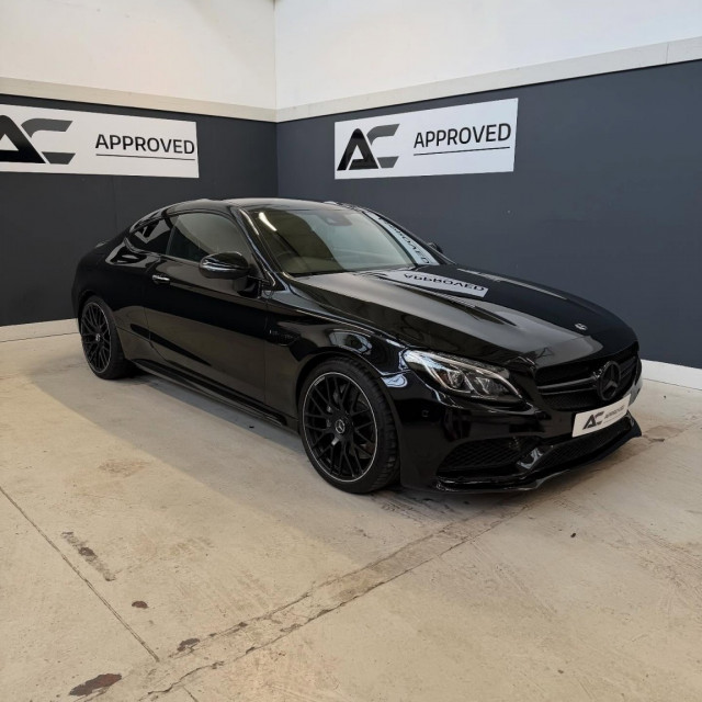 MERCEDES-BENZ C CLASS 4.0 C63 V8 BiTurbo AMG