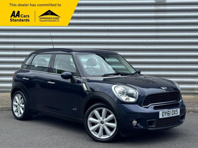 MINI COUNTRYMAN