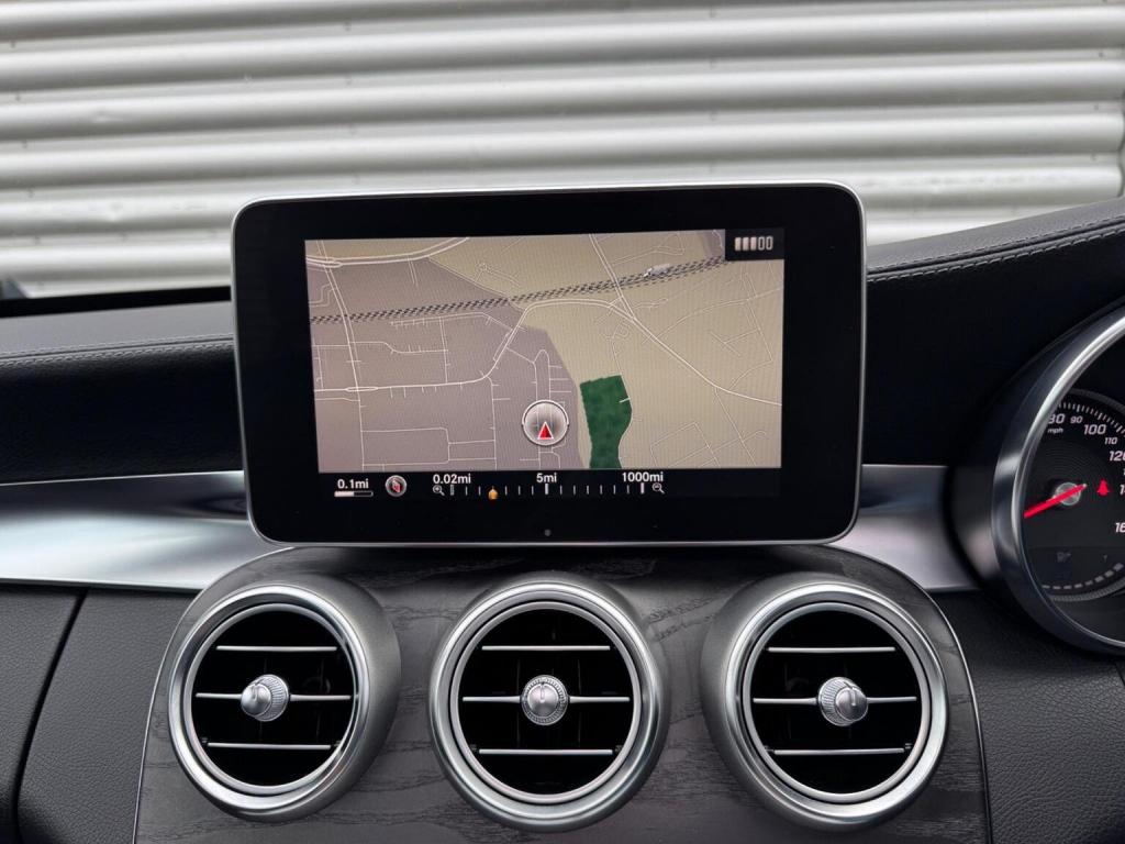 MERCEDES-BENZ C CLASS