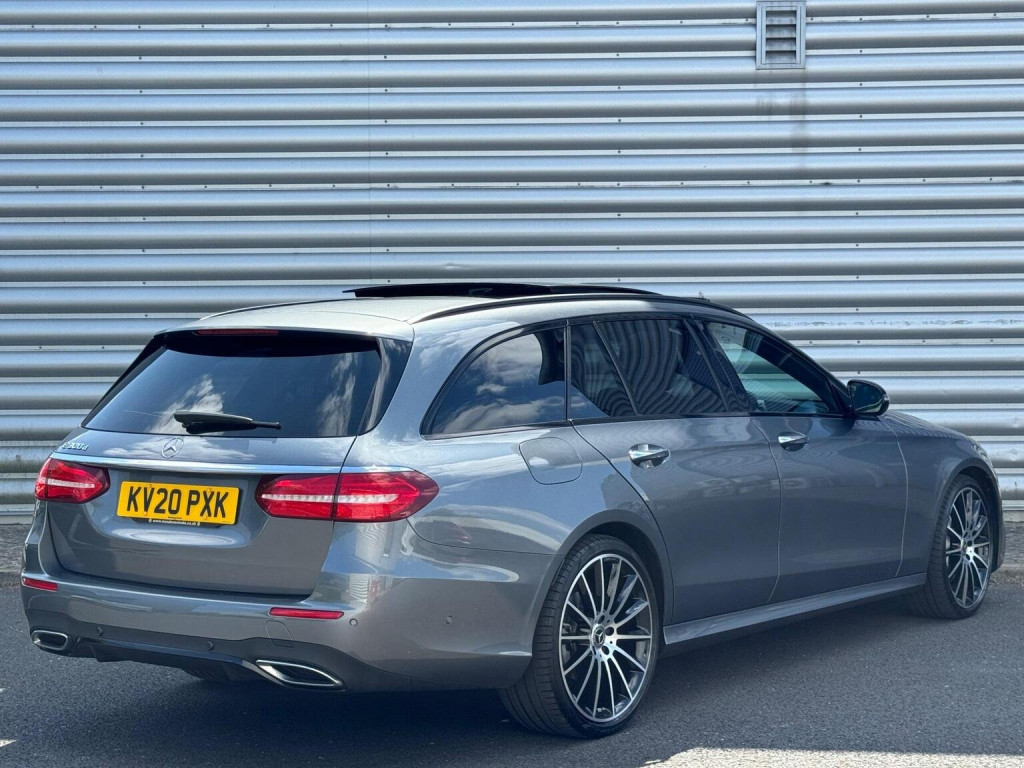 MERCEDES-BENZ E CLASS