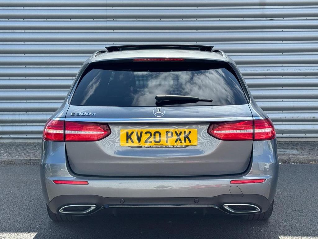 MERCEDES-BENZ E CLASS