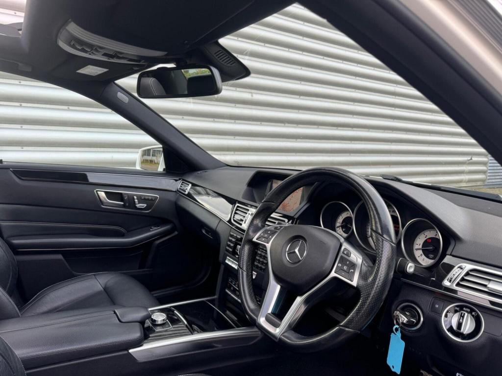 MERCEDES-BENZ E CLASS