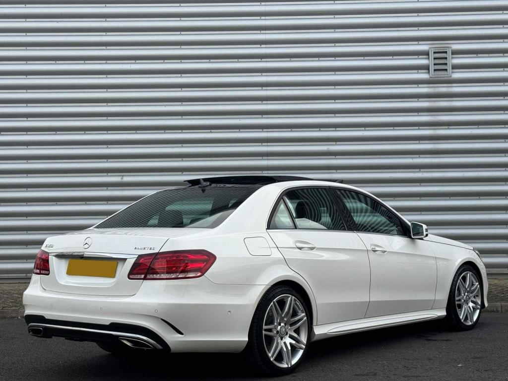 MERCEDES-BENZ E CLASS