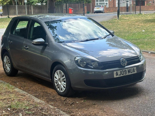 VOLKSWAGEN GOLF 1.6 FSI S Euro 5 5dr