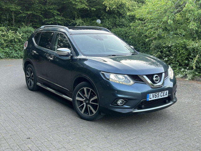 NISSAN X-TRAIL 1.6 dCi Tekna XTRON Euro 5 (s/s) 5dr