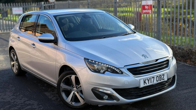 PEUGEOT 308 1.2 PureTech Allure EAT Euro 6 (s/s) 5dr