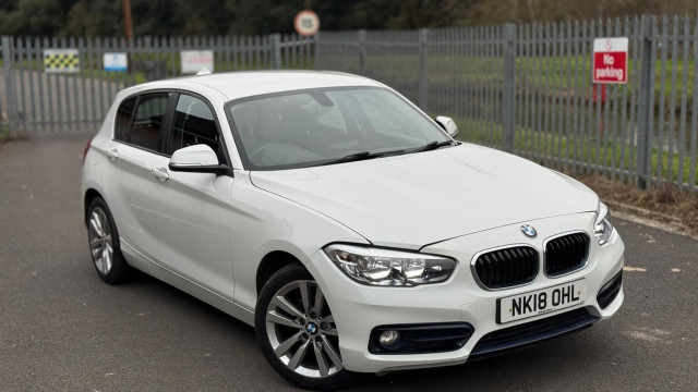 BMW 1 SERIES 1.5 118i Sport Euro 6 (s/s) 5dr