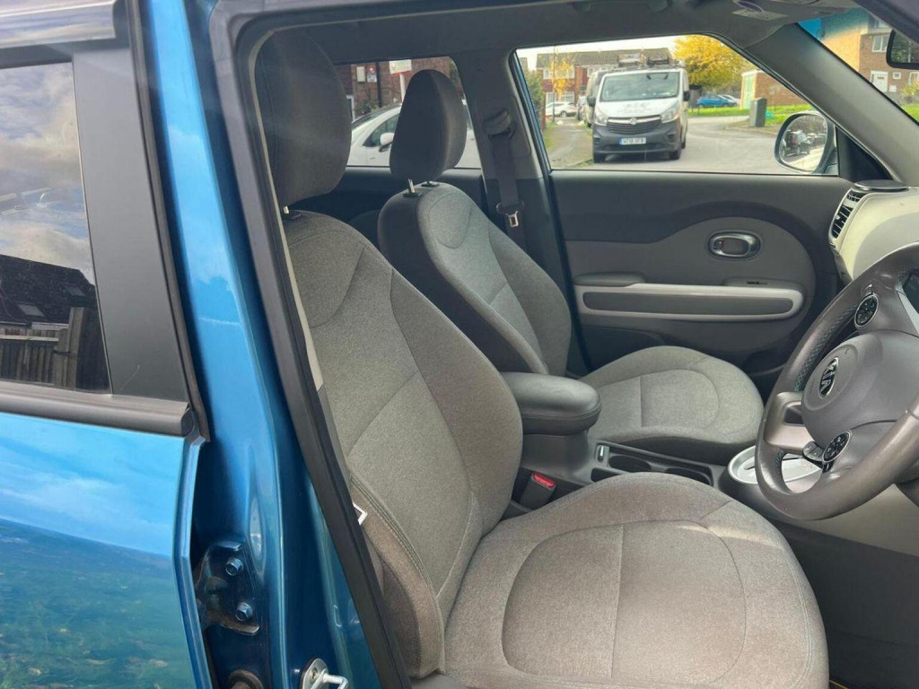 KIA SOUL