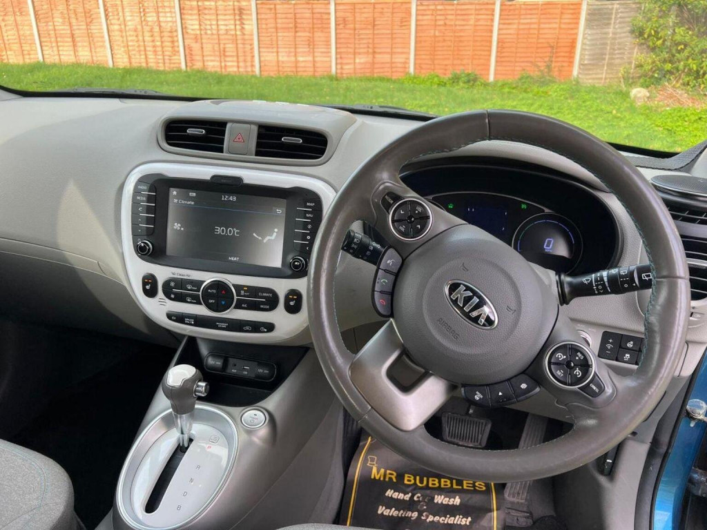 KIA SOUL