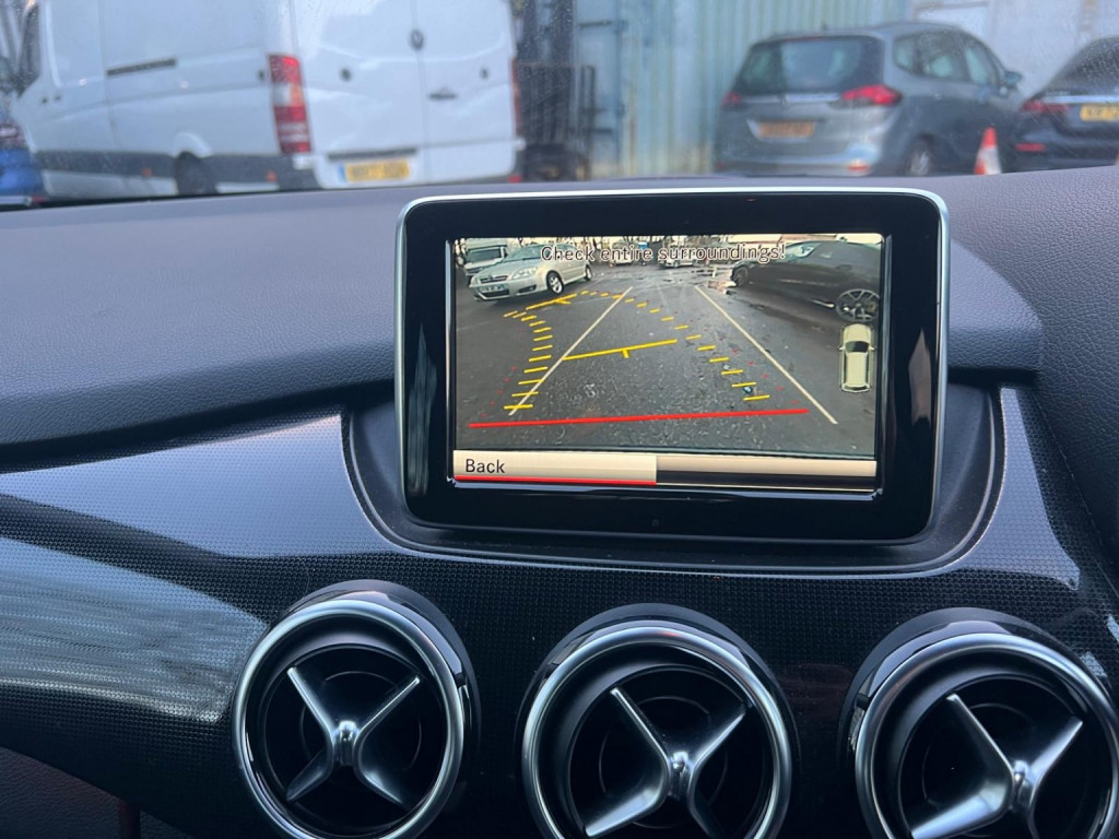 MERCEDES-BENZ B CLASS