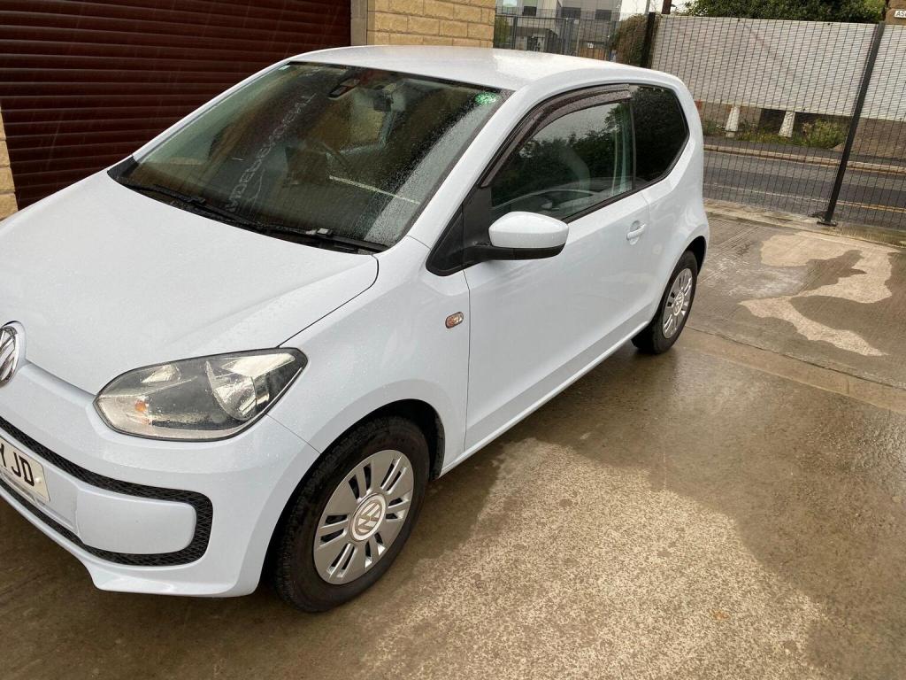 VOLKSWAGEN UP
