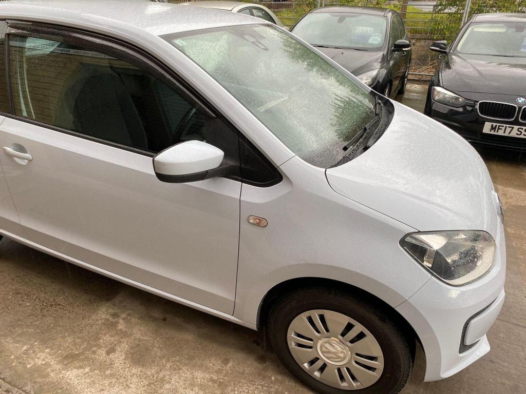 VOLKSWAGEN UP