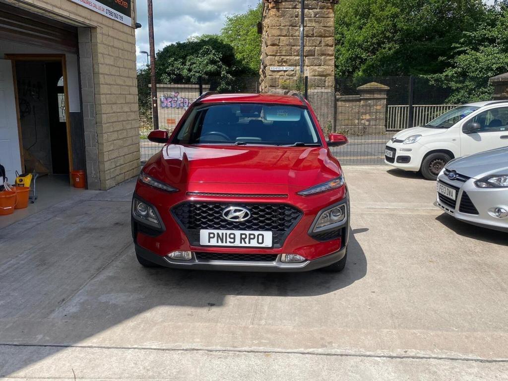 HYUNDAI KONA