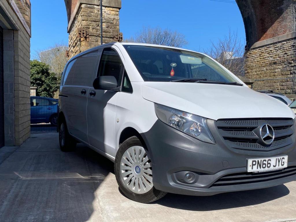 MERCEDES-BENZ VITO