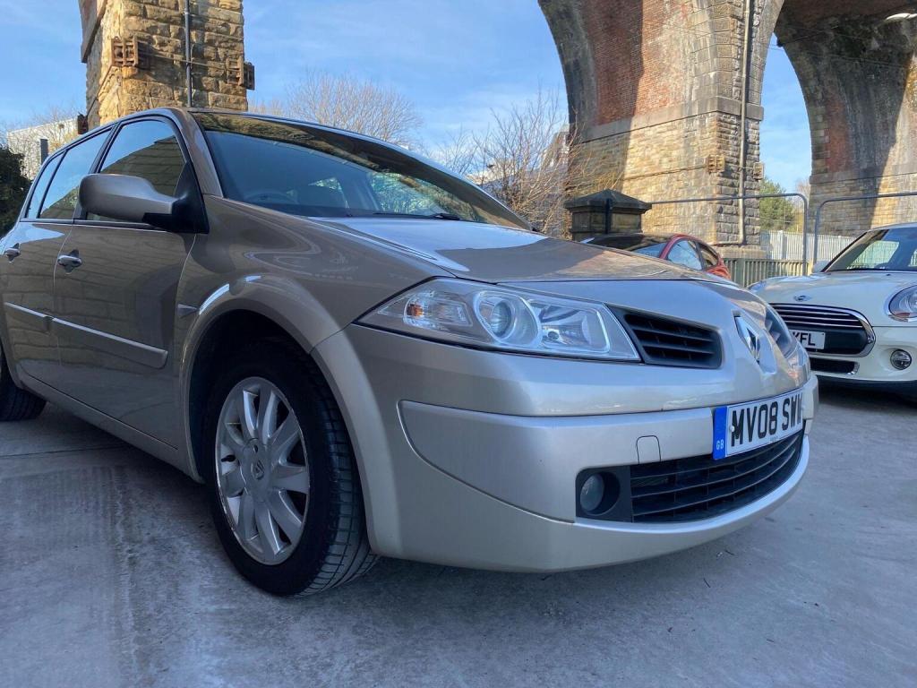 RENAULT MEGANE