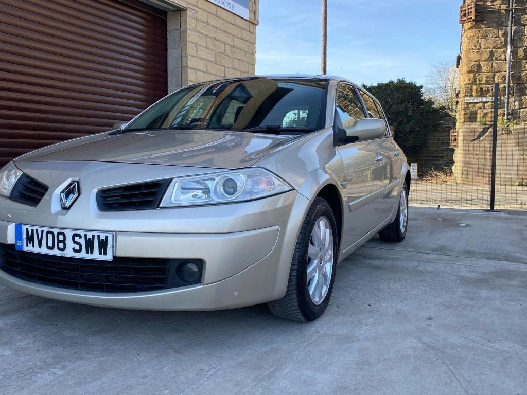 RENAULT MEGANE