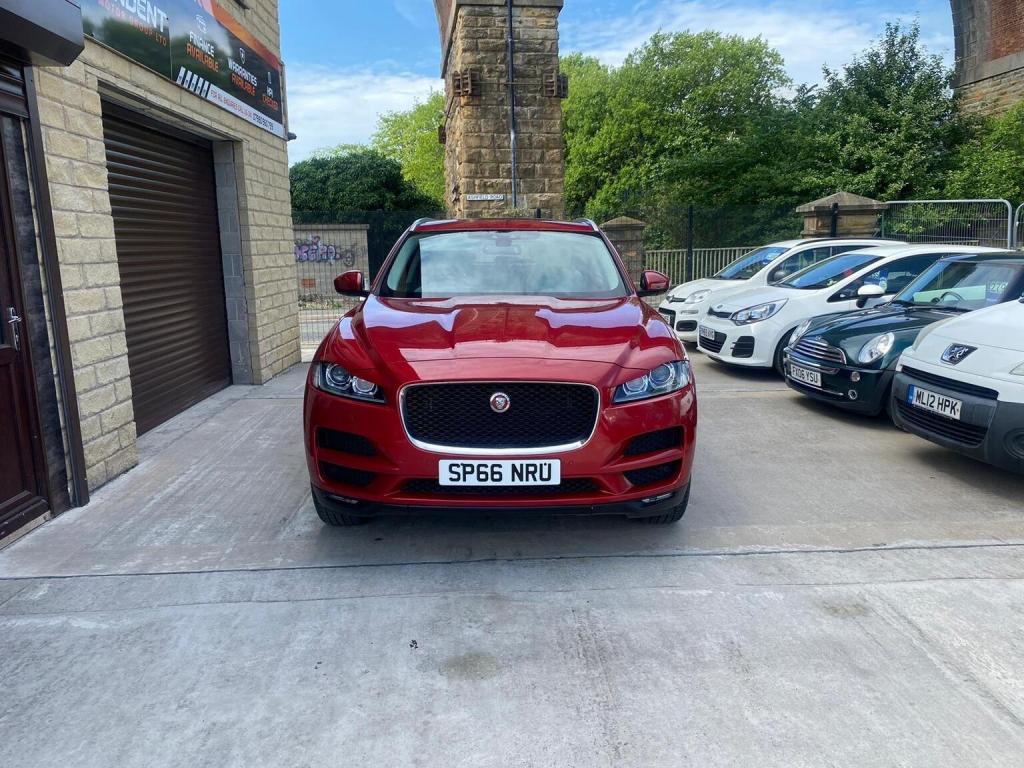 JAGUAR F-PACE