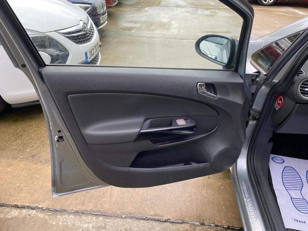 VAUXHALL CORSA