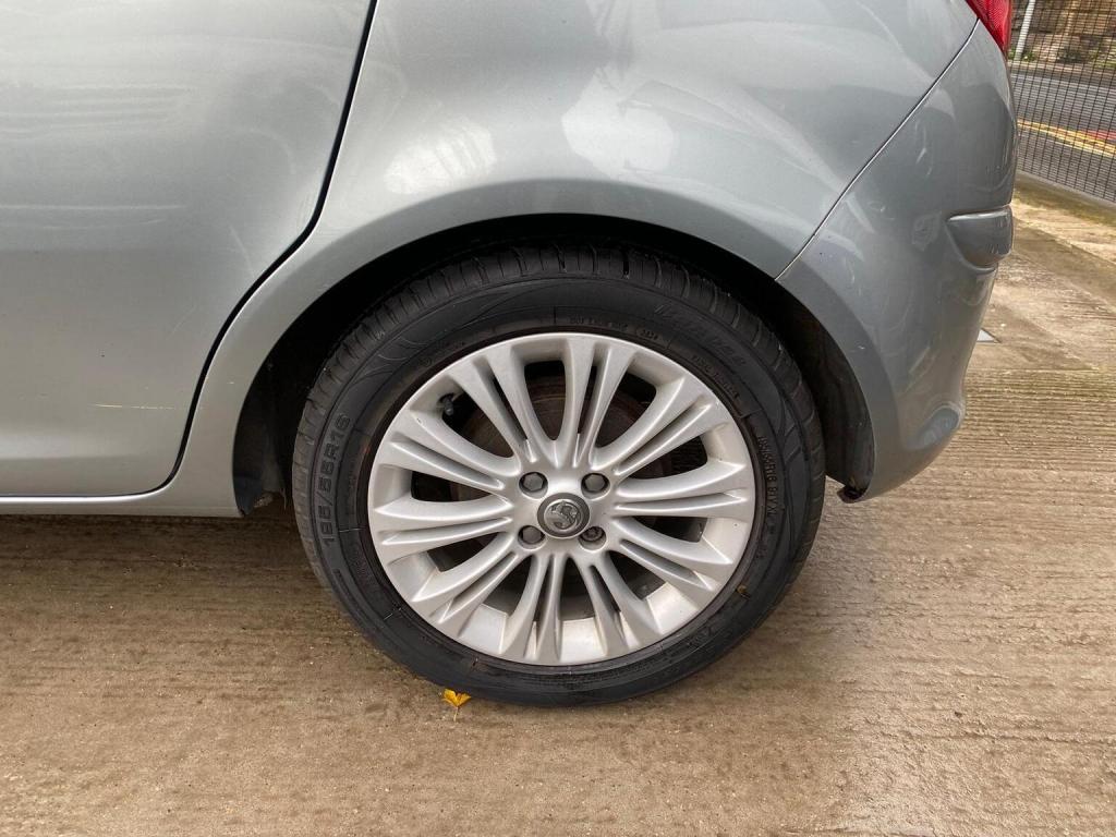 VAUXHALL CORSA