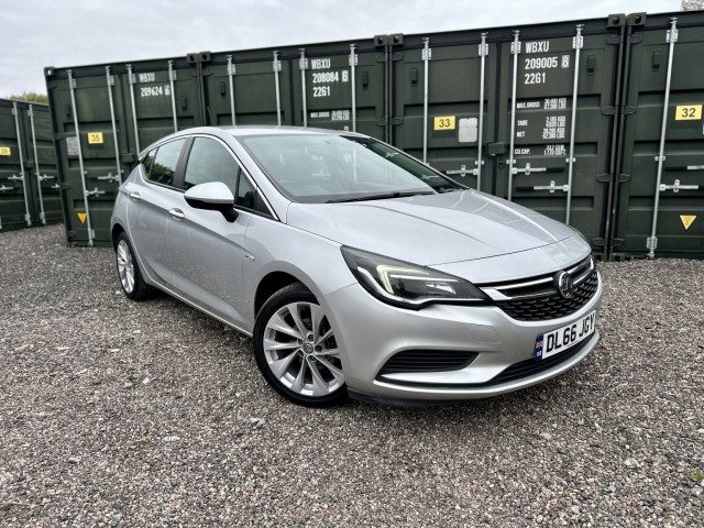 VAUXHALL ASTRA