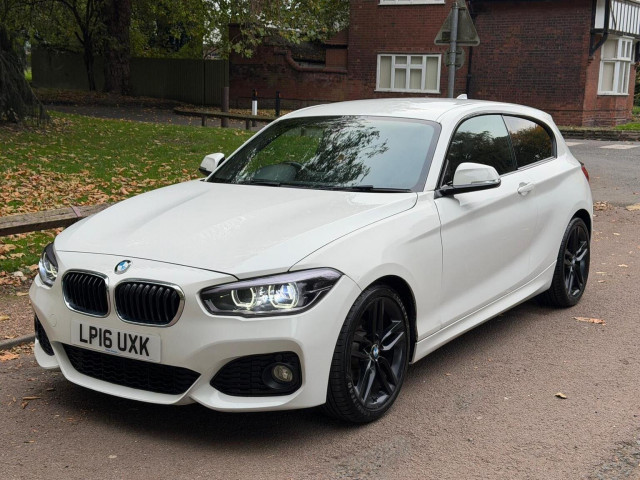 BMW 1 SERIES