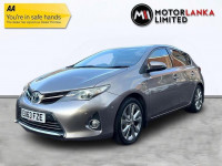 TOYOTA AURIS