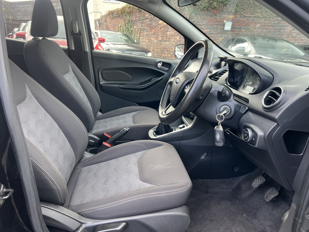 FORD KA+