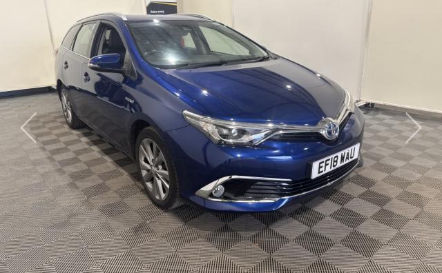 TOYOTA AURIS