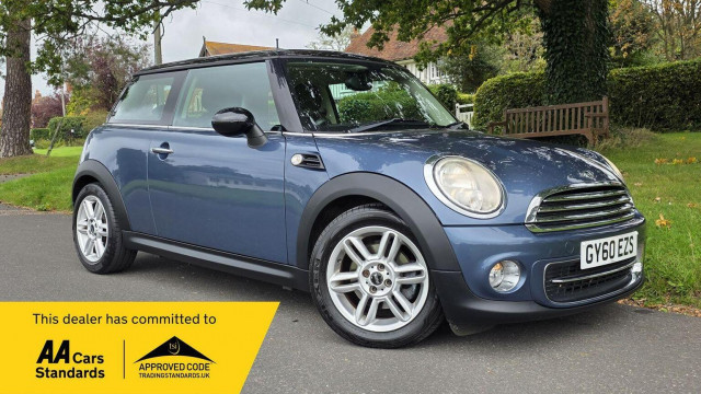 MINI HATCH 1.6 Cooper Euro 5 3dr