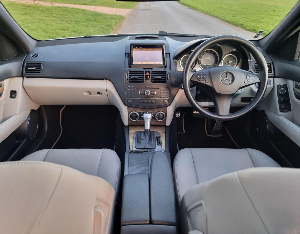 MERCEDES-BENZ C CLASS