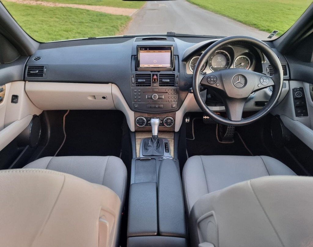 MERCEDES-BENZ C CLASS