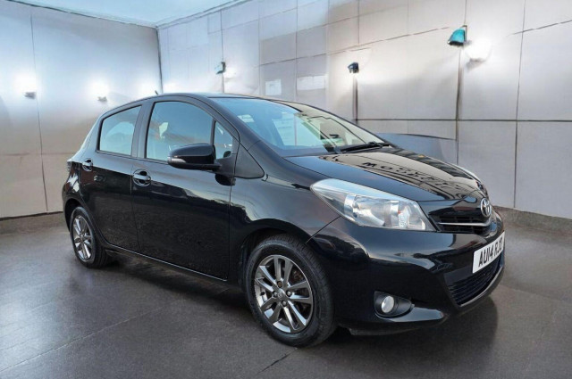 TOYOTA YARIS 1.33 Dual VVT-i Icon Plus Euro 5 5dr