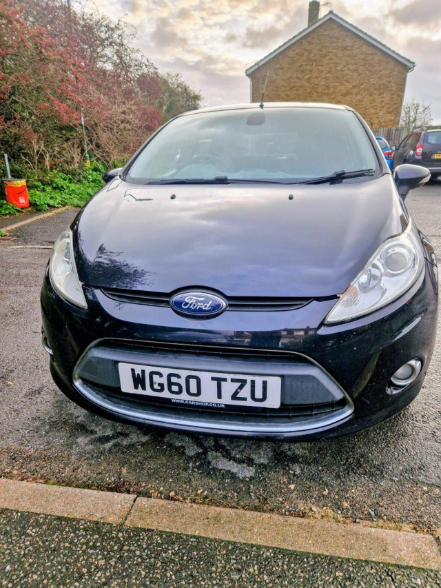 FORD FIESTA 1.6 TDCi DPF Titanium 5dr