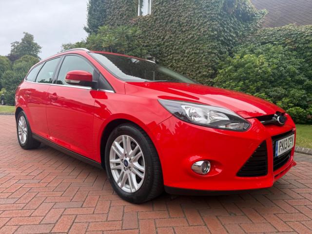 FORD FOCUS 1.0 T EcoBoost Titanium