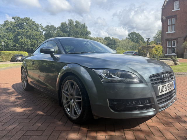 AUDI TT 2.0 TDI