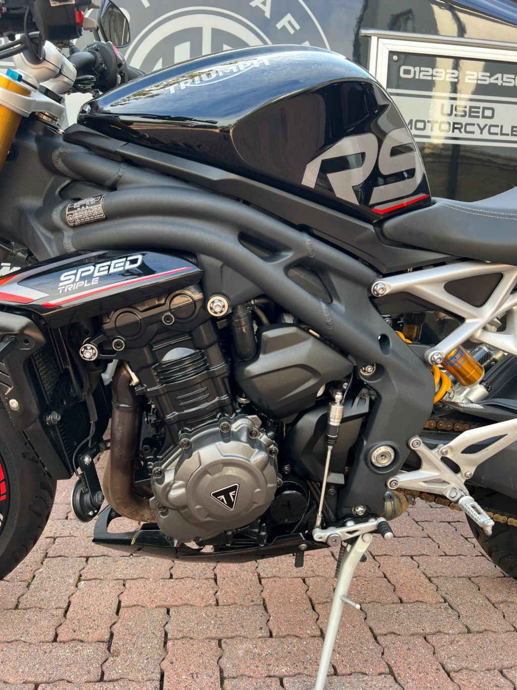 TRIUMPH SPEED TRIPLE 1200