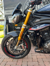 TRIUMPH SPEED TRIPLE 1200