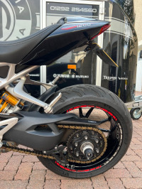 TRIUMPH SPEED TRIPLE 1200