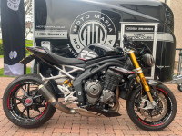 TRIUMPH SPEED TRIPLE 1200
