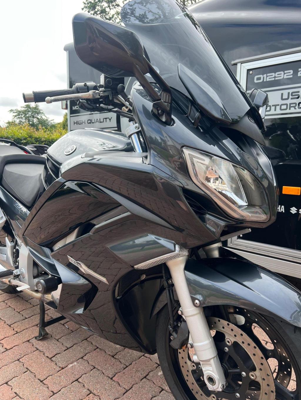 YAMAHA FJR1300