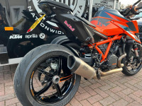 KTM 1290 SUPER DUKE R