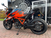 KTM 1290 SUPER DUKE R